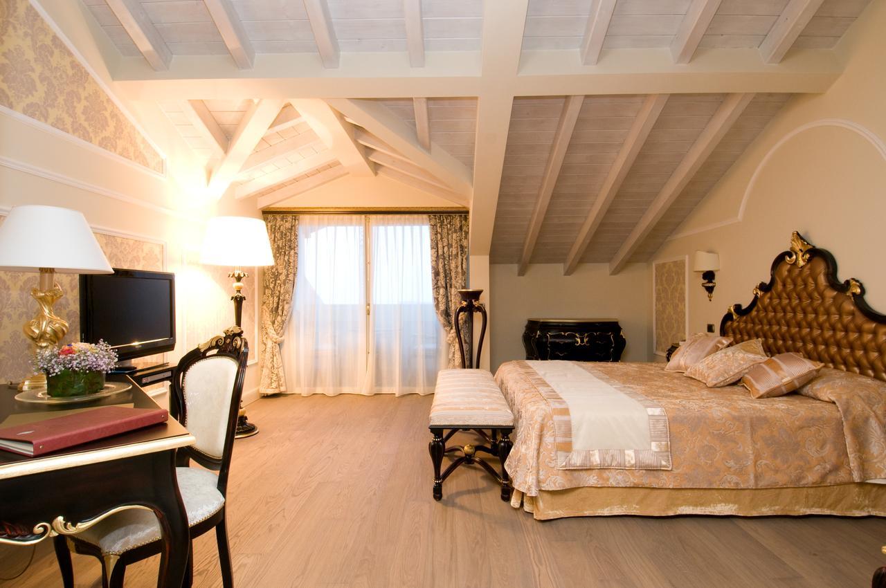 Hotel Villa Del Sogno Gardone Riviera Exterior foto